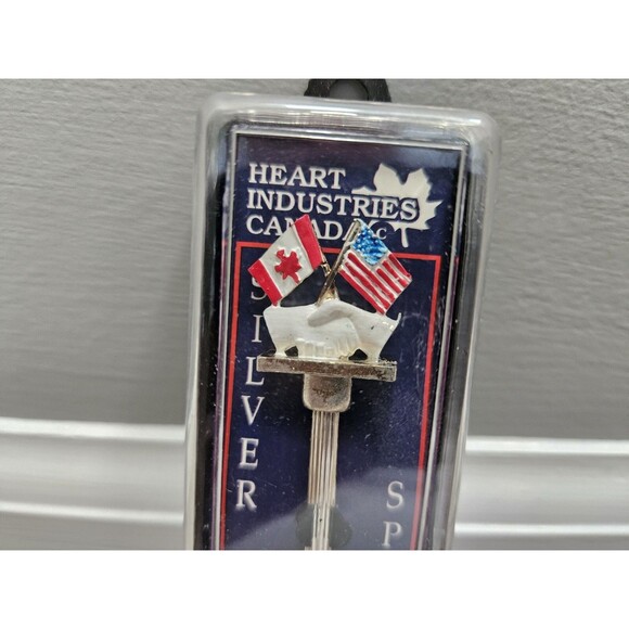 Souvenir Collectible Silver Plated Spoon - Markham Ontario Canada US Flag - Picture 2 of 4